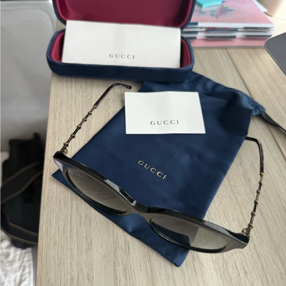 Gucci Luxury Stylish Cat Eye Sunglasses Authentic full inclusion - Picture 3 of 9
